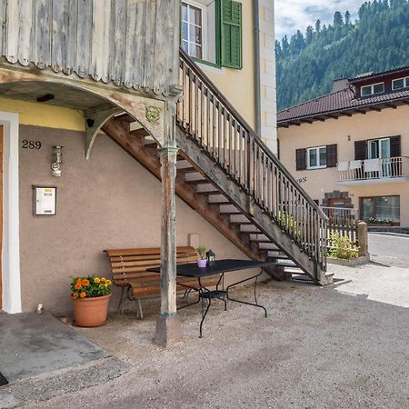 Enrich Apartment Urtijëi Dış mekan fotoğraf