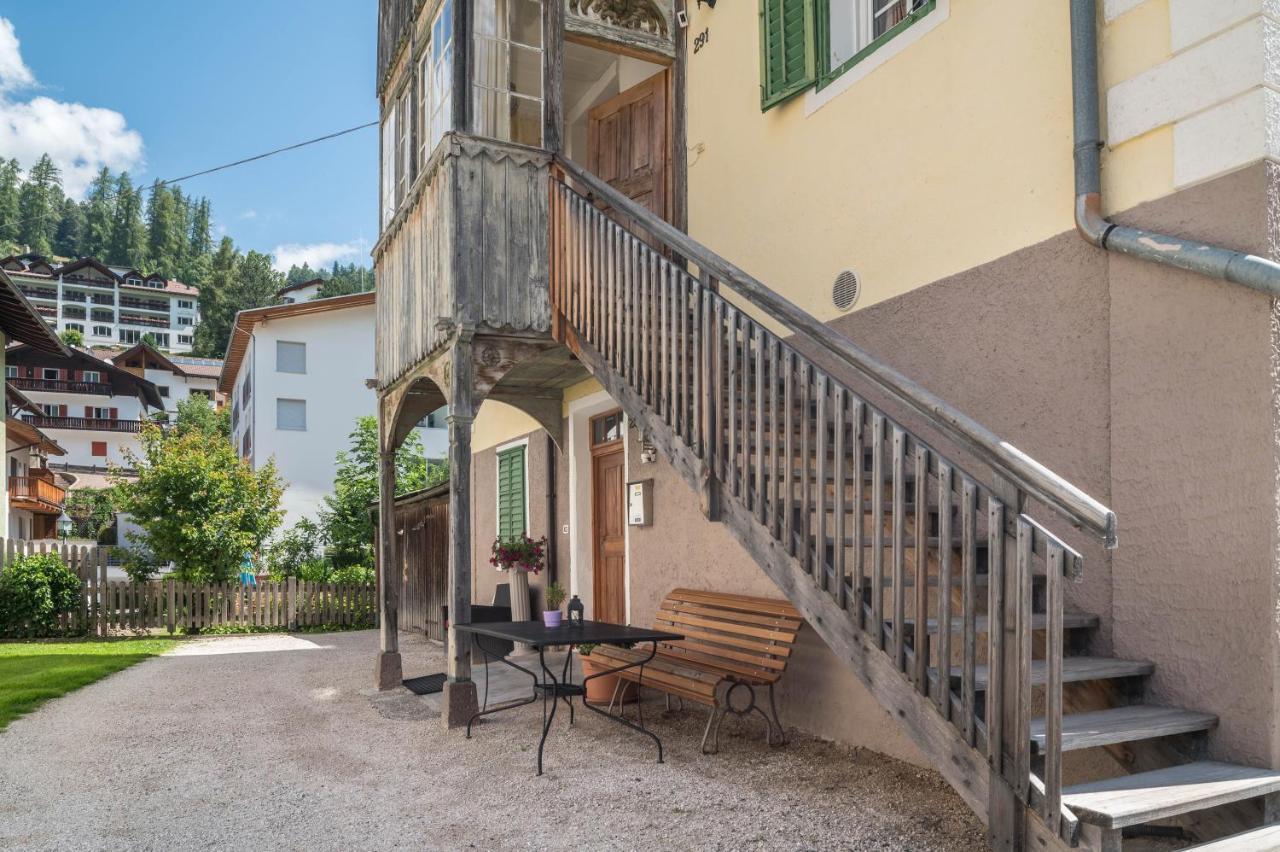 Enrich Apartment Urtijëi Dış mekan fotoğraf