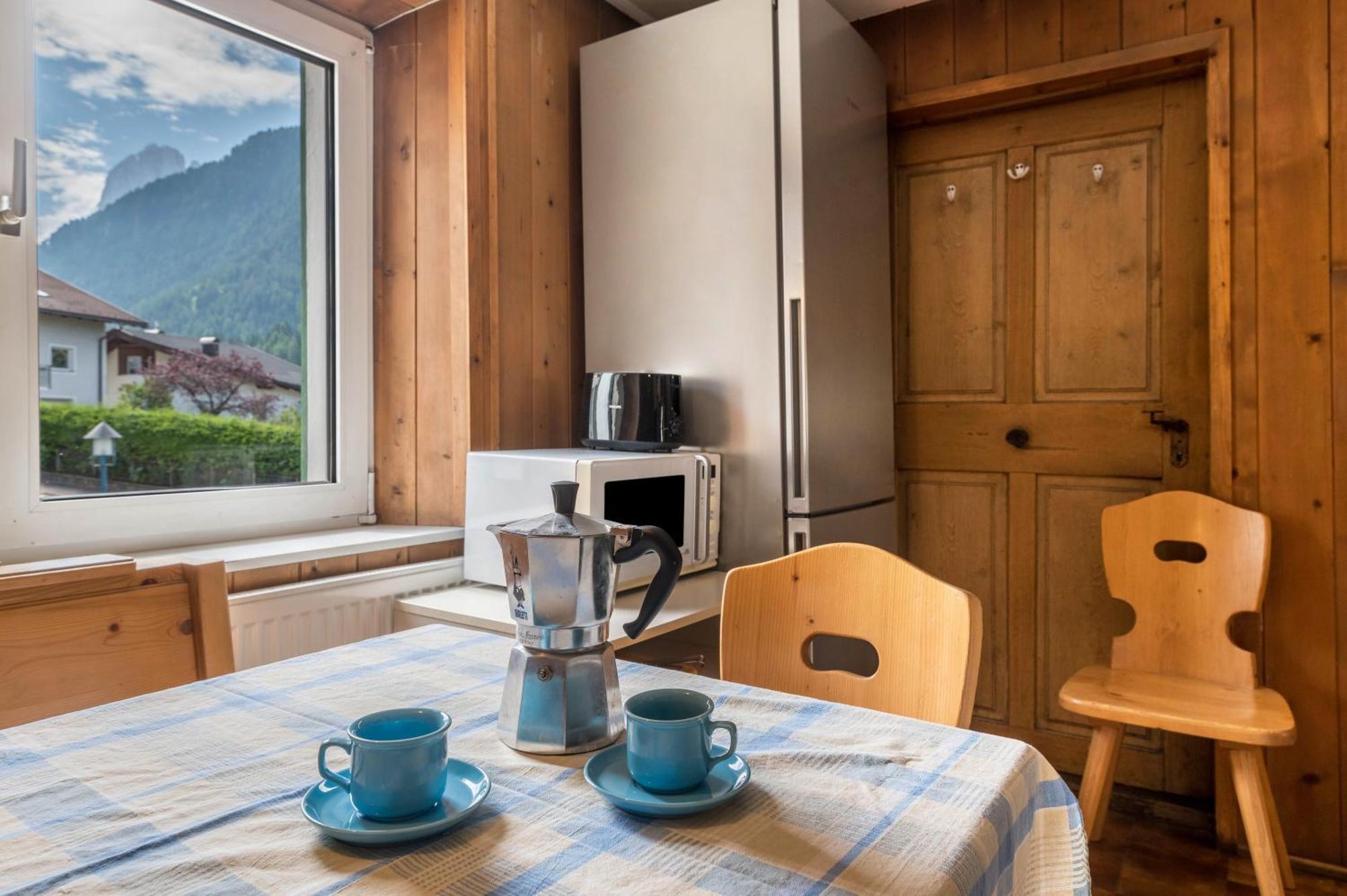 Enrich Apartment Urtijëi Dış mekan fotoğraf