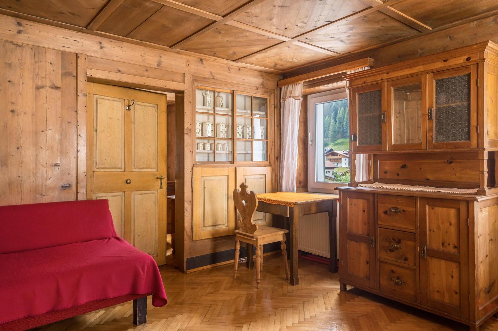 Enrich Apartment Urtijëi Dış mekan fotoğraf