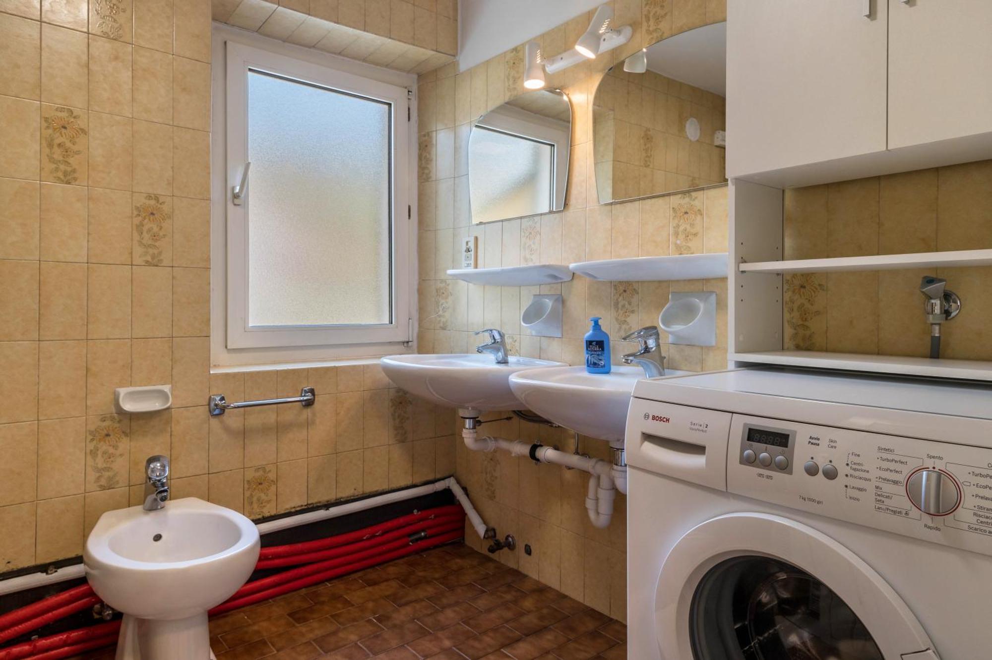 Enrich Apartment Urtijëi Dış mekan fotoğraf